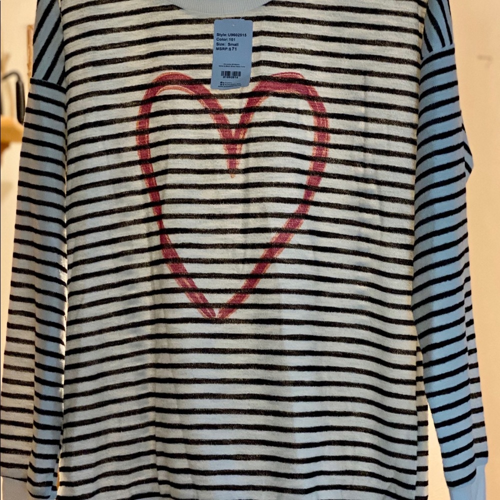 NWT Suzanne Betro White & black stripe heart shirt